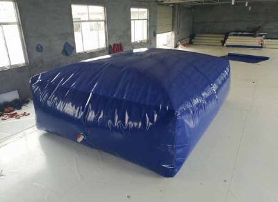 點擊查看詳細信息<br>標題：水袋 閱讀次數(shù)：4533